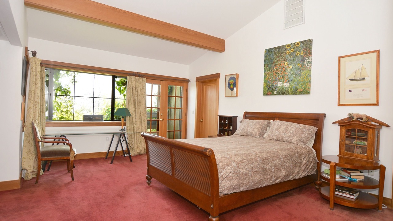Photo of Bedroom in St. Helena