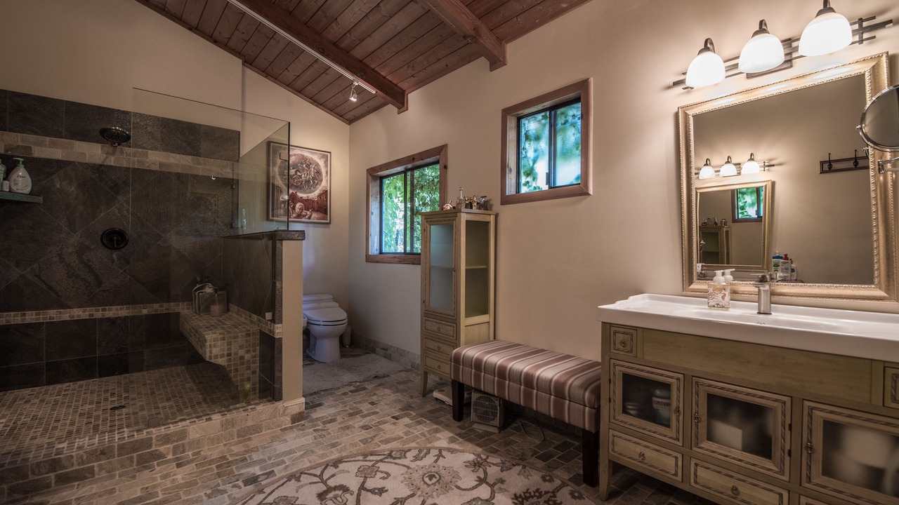 Photo of Bathroom in Kenwood