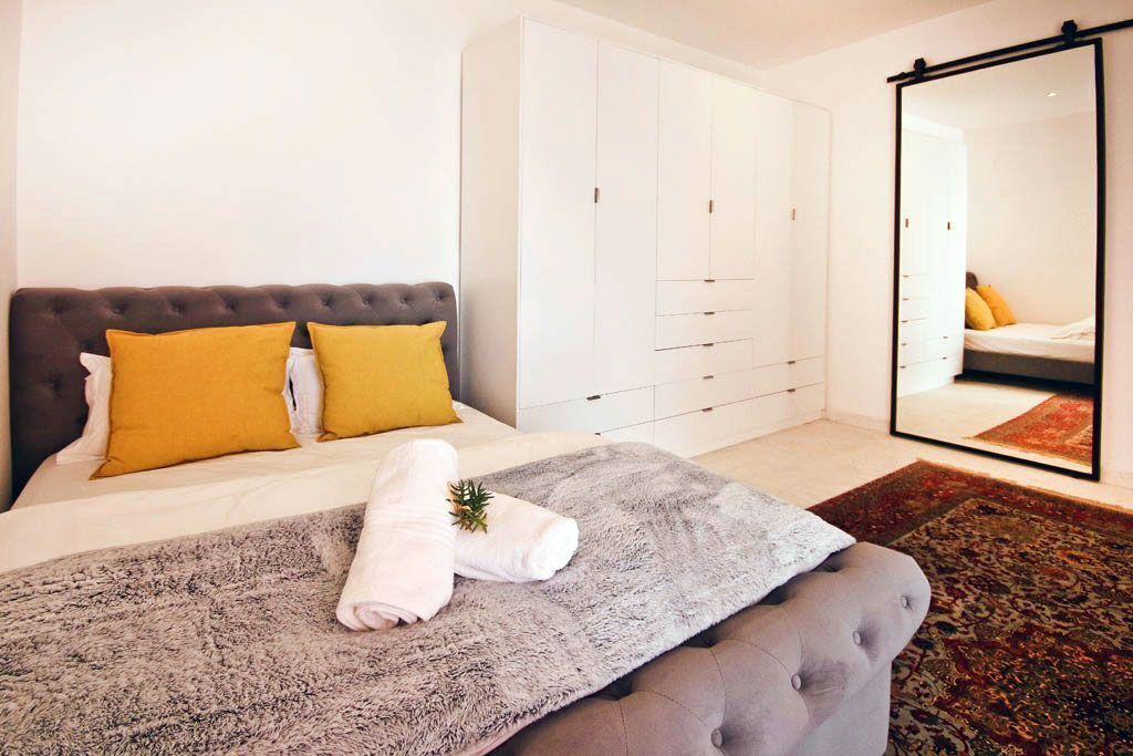 Photo of Bedroom in Mountainside