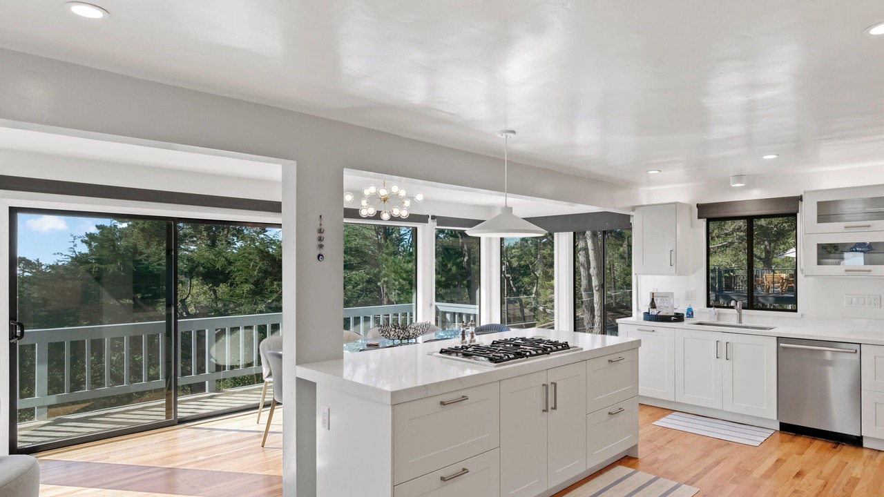 Photo of Kitchen in Del Monte Forest