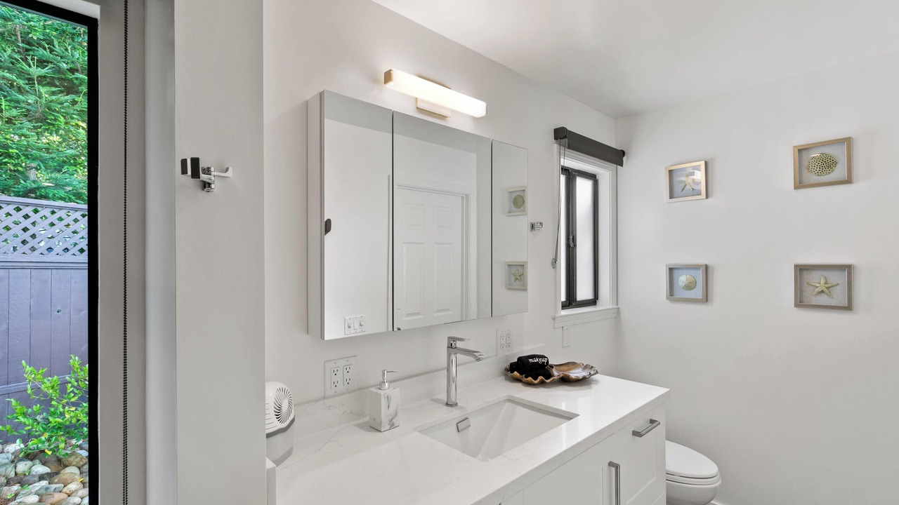 Photo of Bathroom in Del Monte Forest