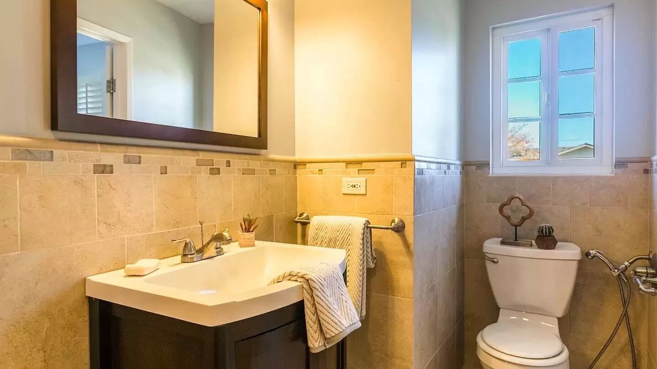 Photo of Bathroom in Cambrian