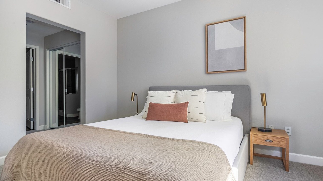 Photo of Bedroom in Central San Mateo