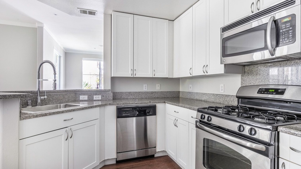 Photo of Kitchen in Central San Mateo