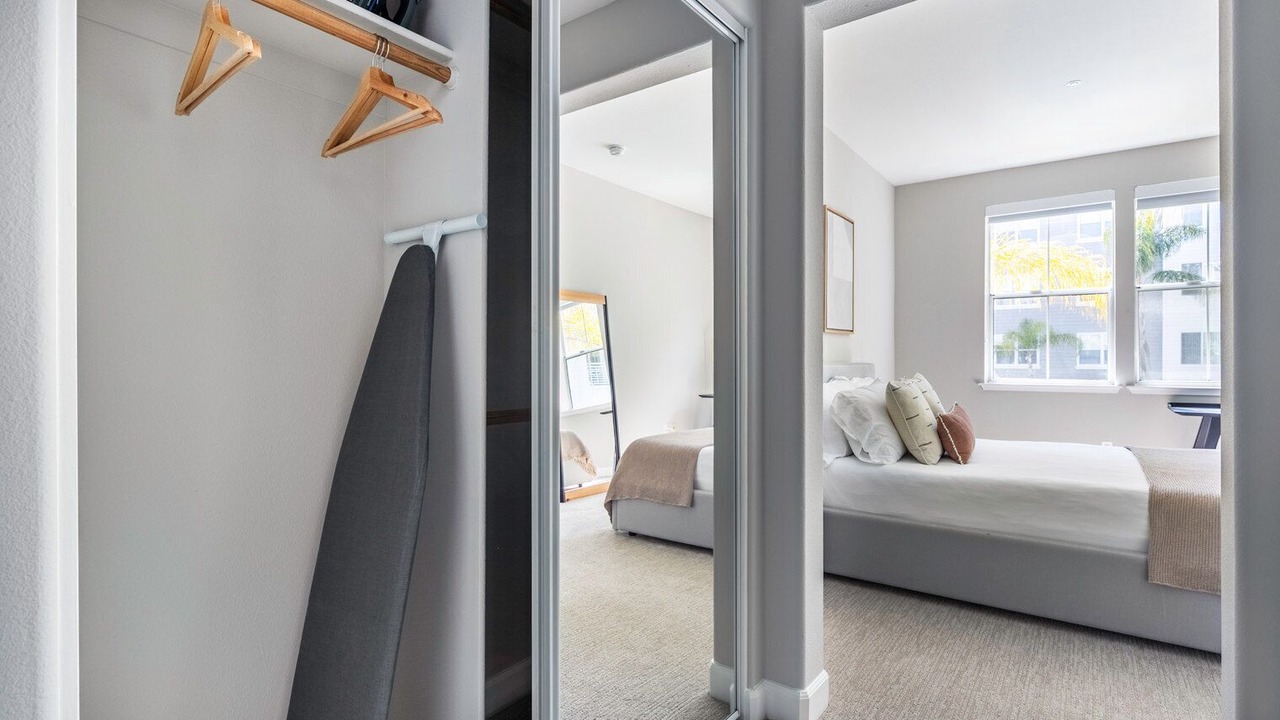 Photo of Bedroom in Central San Mateo