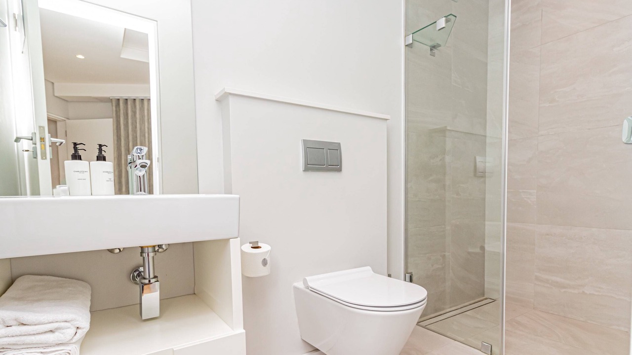 Photo of Bathroom in Three Anchor Bay