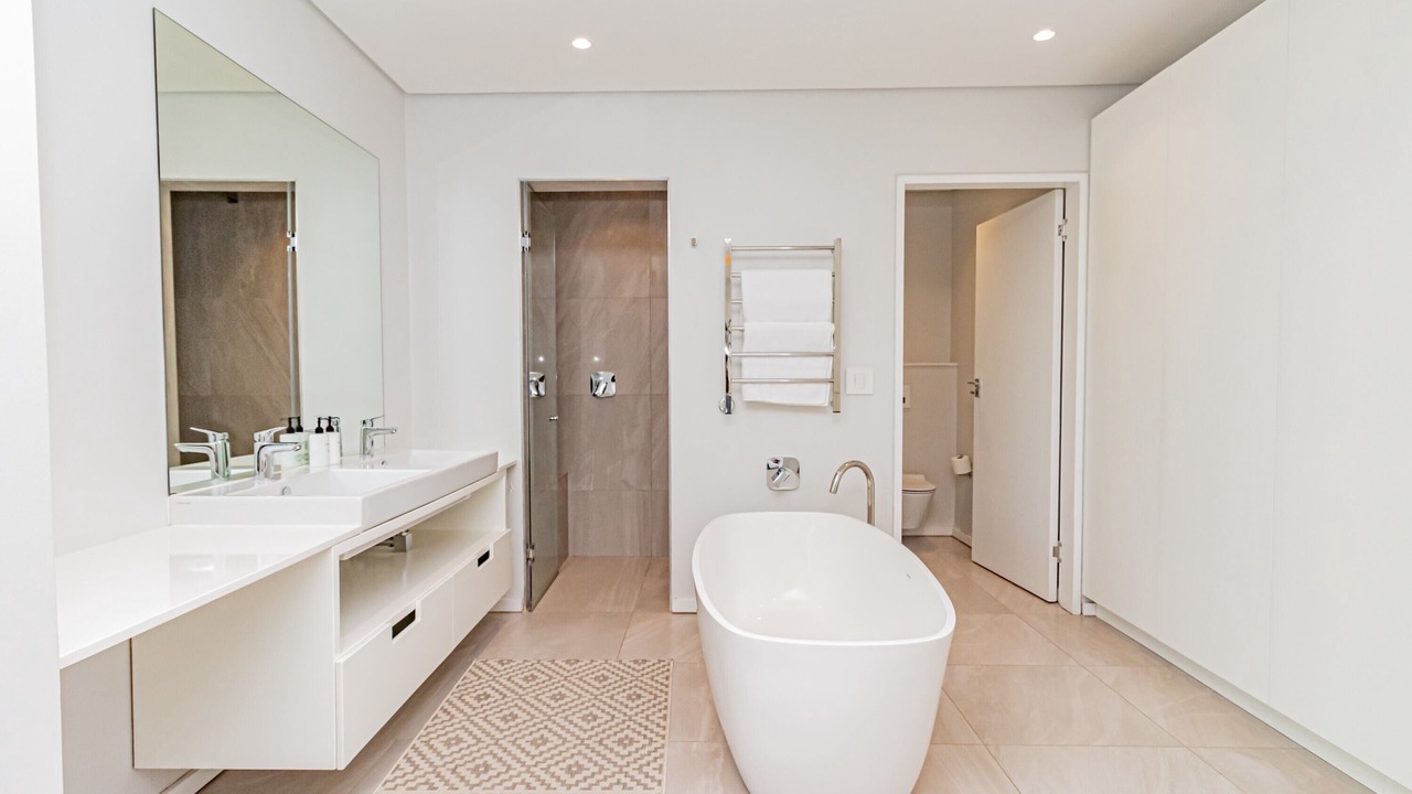 Photo of Bathroom in Three Anchor Bay