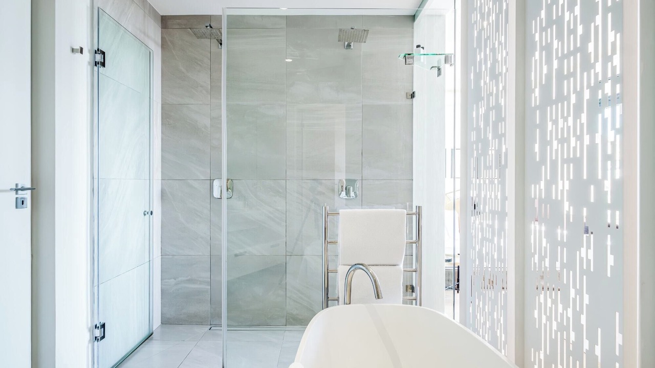 Photo of Bathroom in Three Anchor Bay