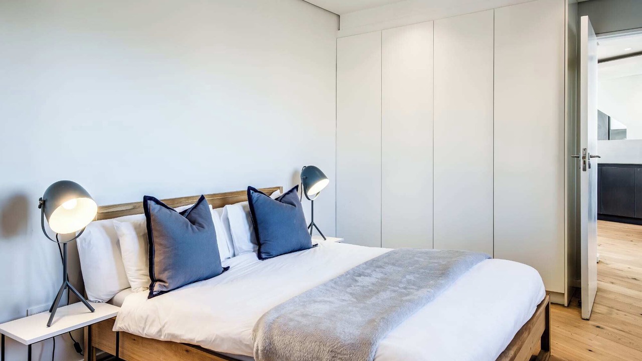 Photo of Bedroom in Three Anchor Bay