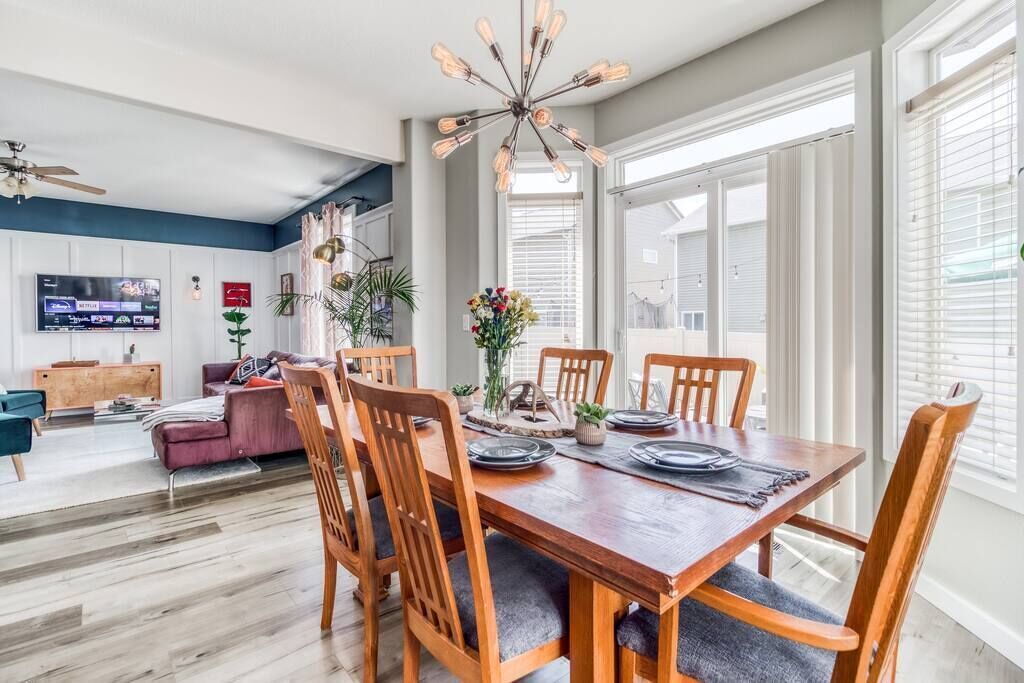 Photo of Livingroom in Five Corners