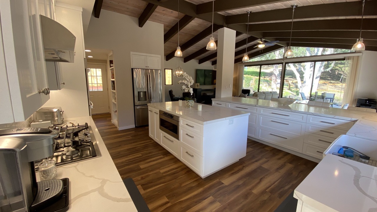 Photo of Kitchen in Central Portola Valley