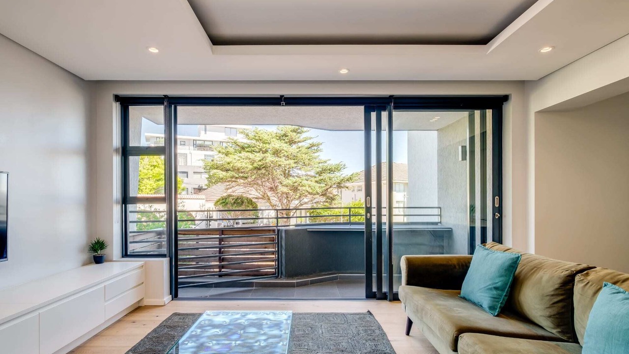 Photo of Livingroom in Three Anchor Bay