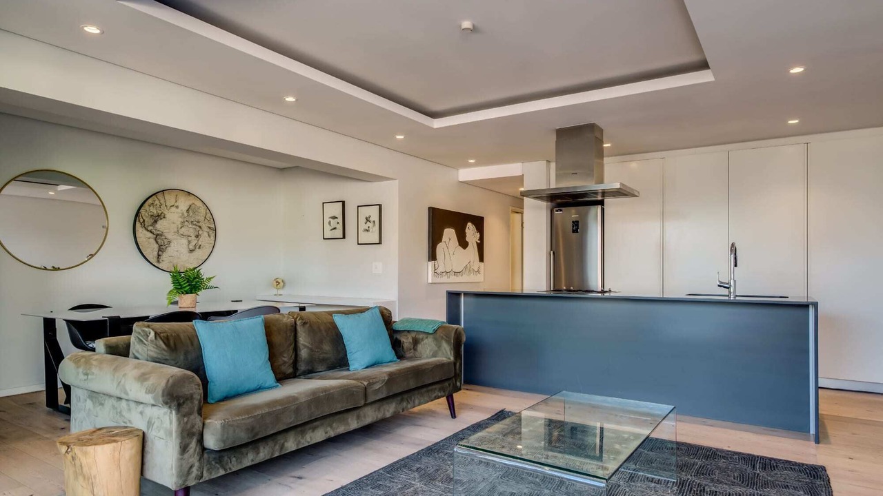 Photo of Livingroom in Three Anchor Bay
