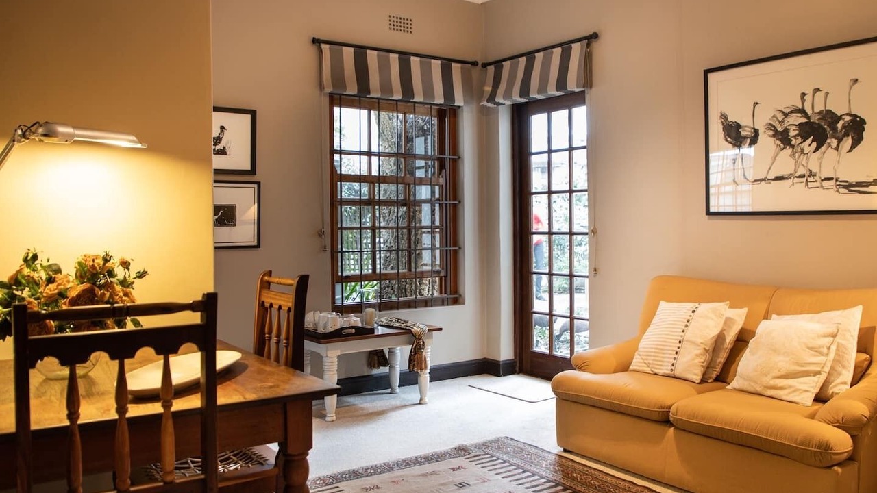 Photo of Livingroom in Claremont