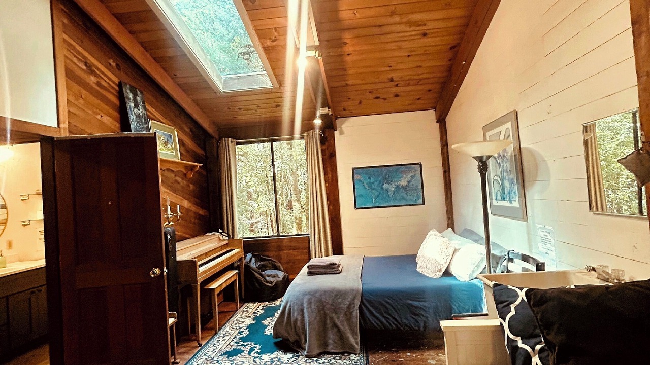 Photo of Bedroom in Albion
