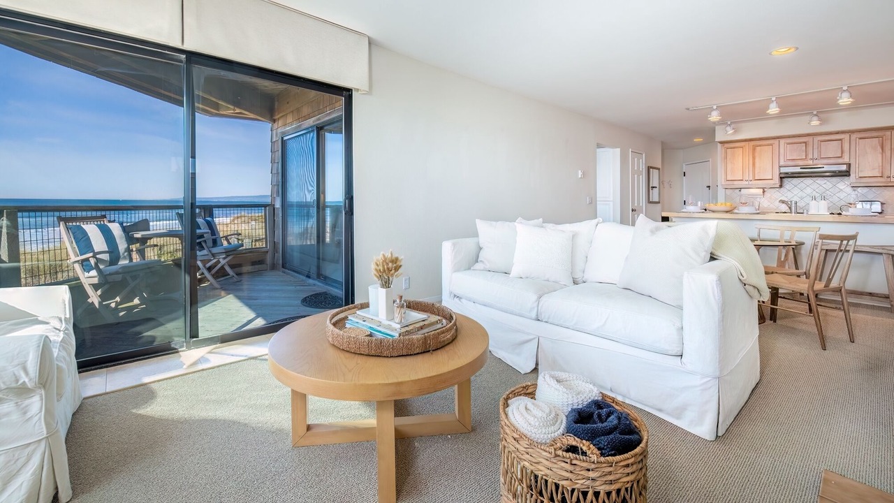 Photo of Livingroom in Pajaro Dunes