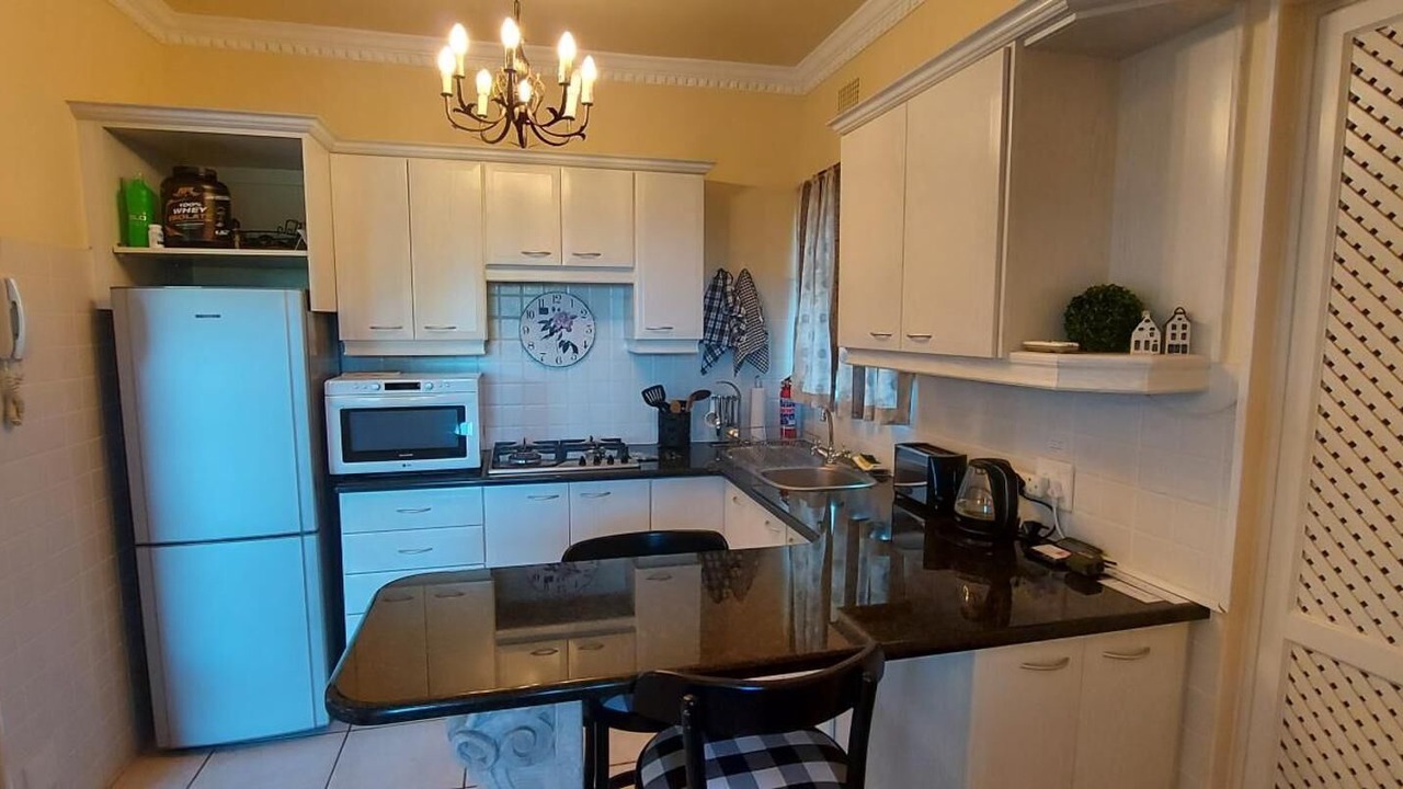 Photo of Kitchen in Somerset West