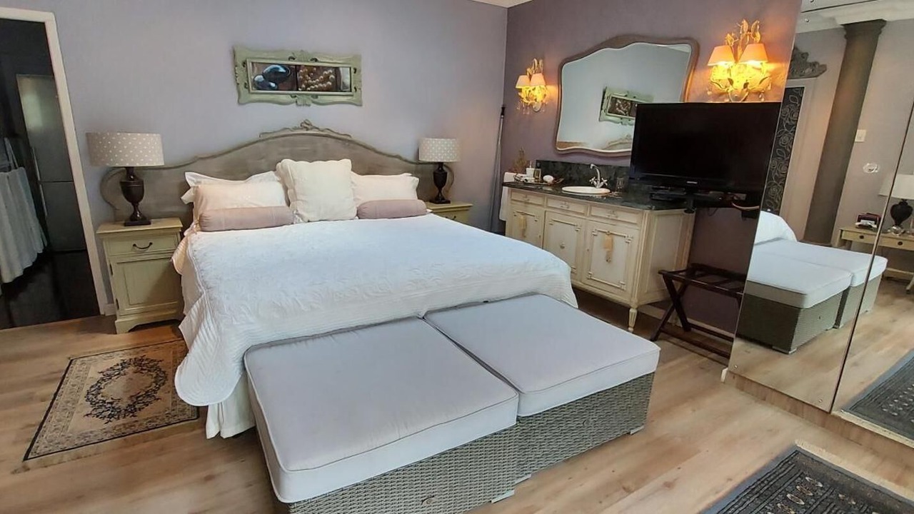 Photo of Bedroom in Somerset West