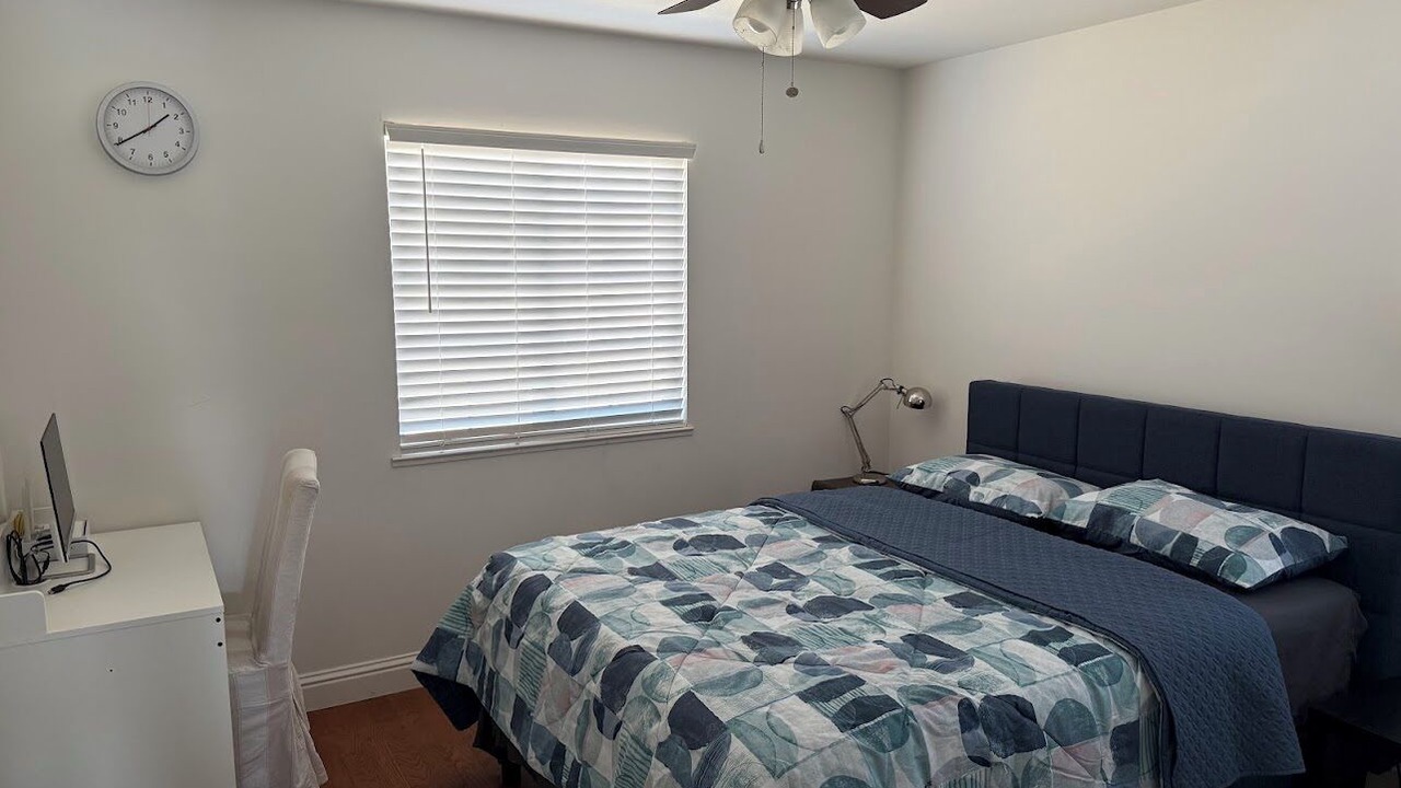 Photo of Bedroom in Acampo