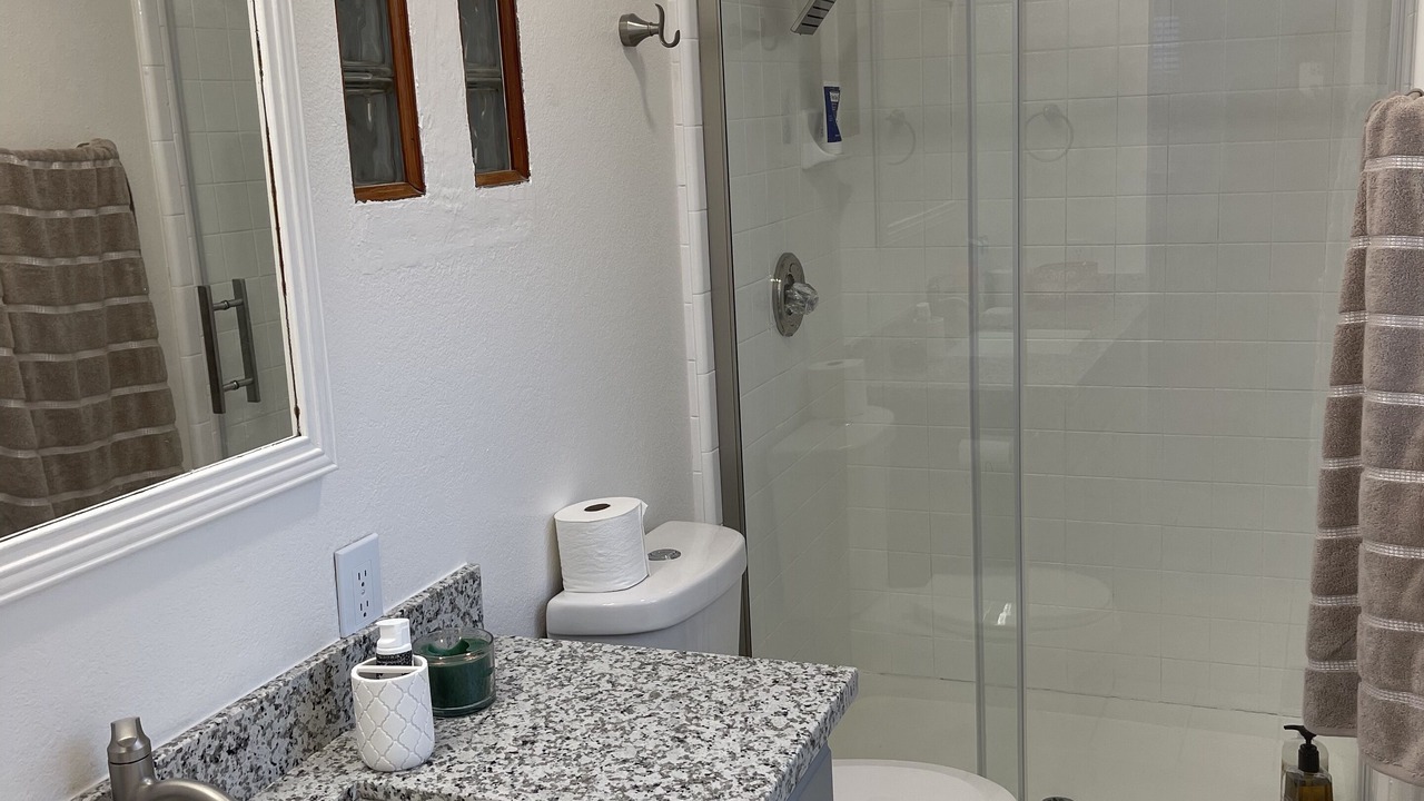 Photo of Bathroom in Acampo
