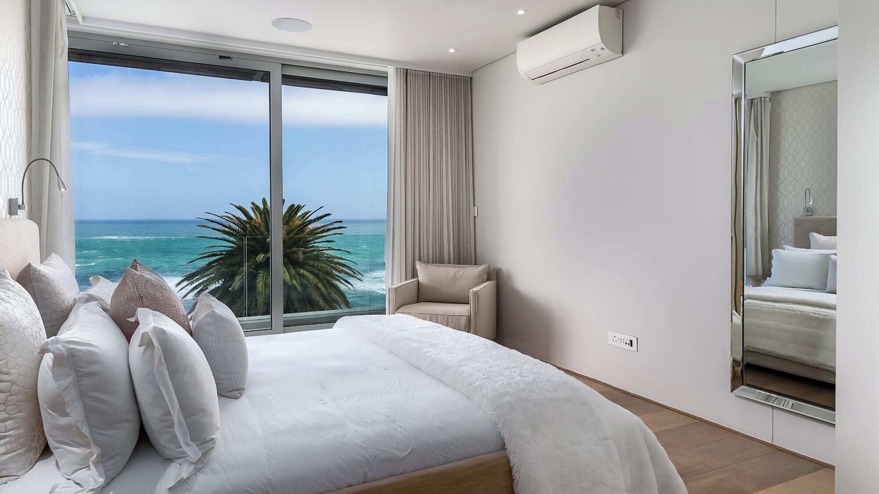 Photo of Bedroom in Camps Bay