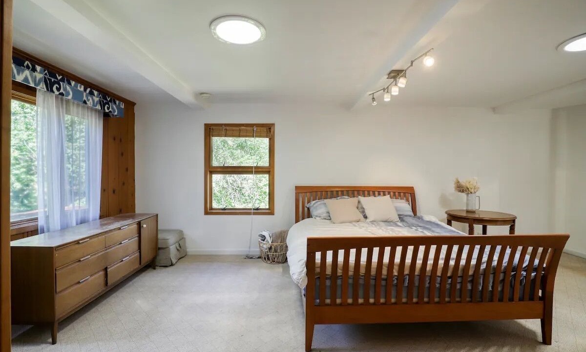 Photo of Bedroom in Santa Rosa