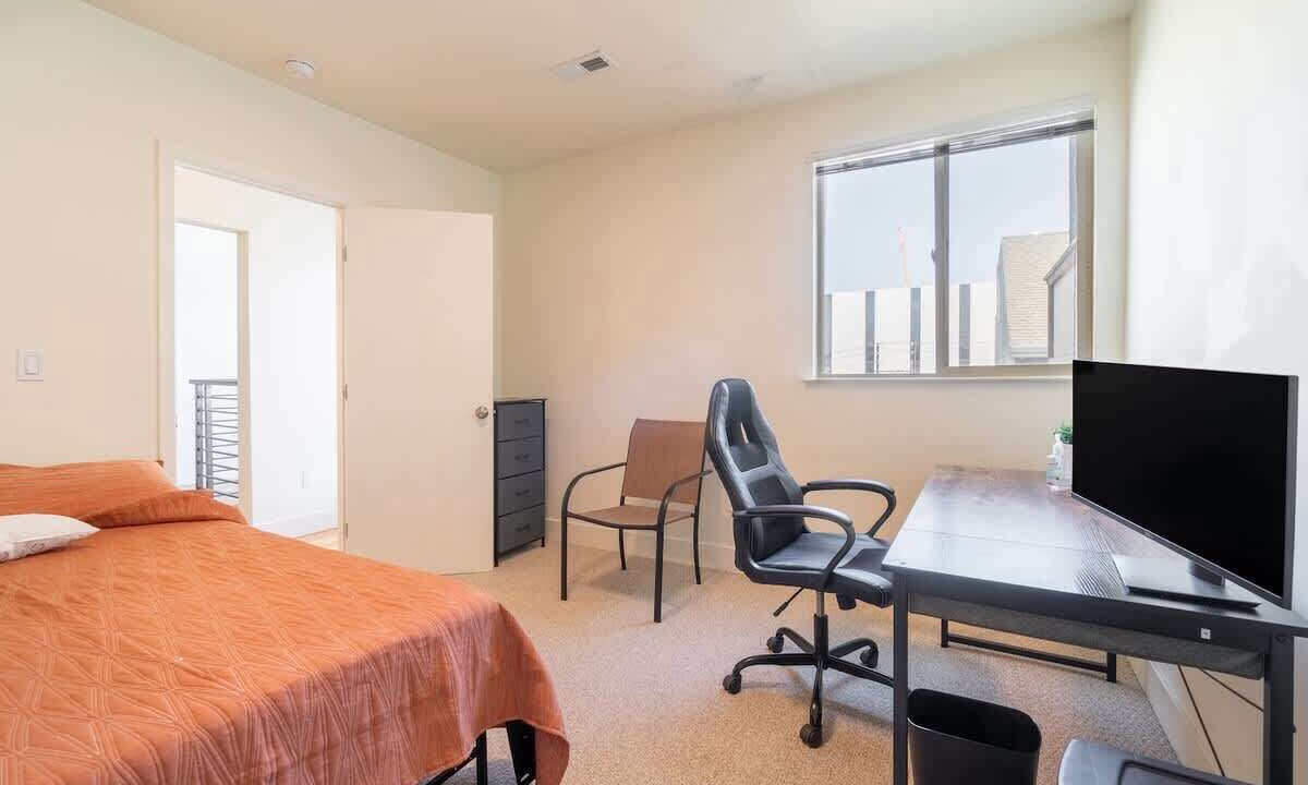 Photo of Bedroom in Mission District