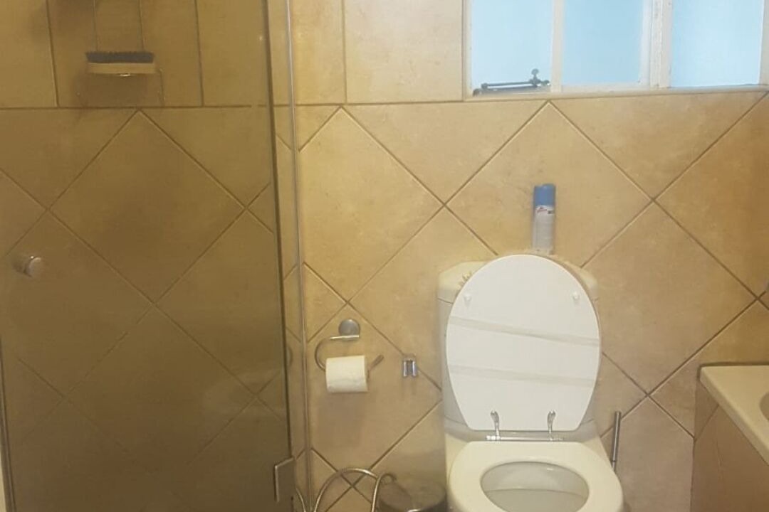 Photo of Bathroom in Greater Johannesburg Metropolitan Area