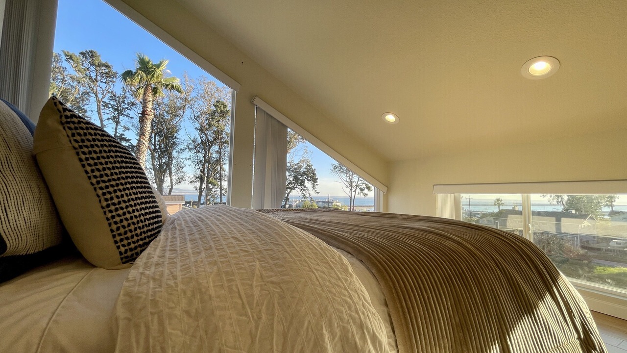Photo of Bedroom in El Granada