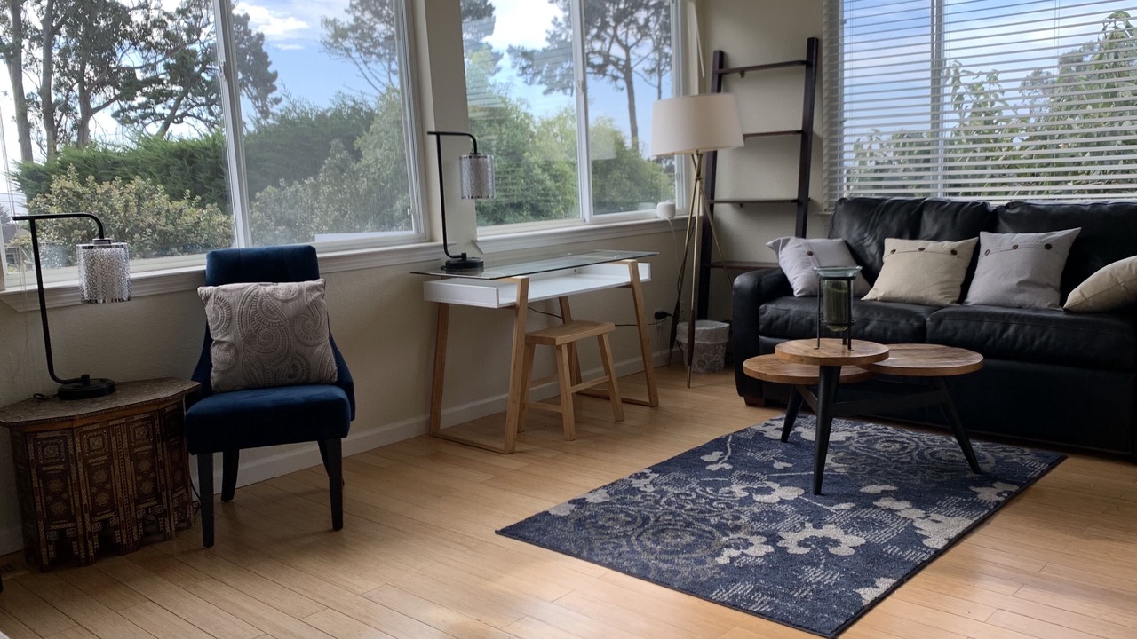 Photo of Livingroom in El Granada
