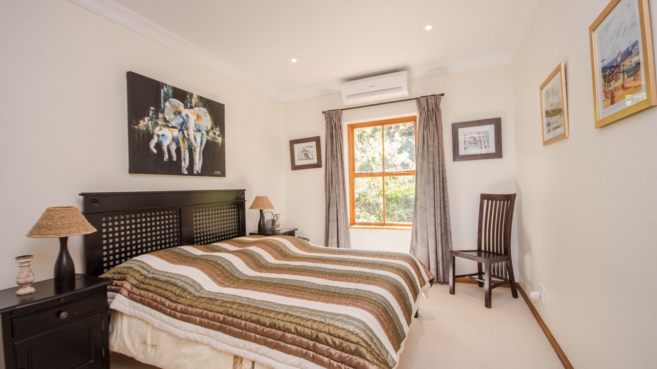 Photo of Bedroom in Somerset West