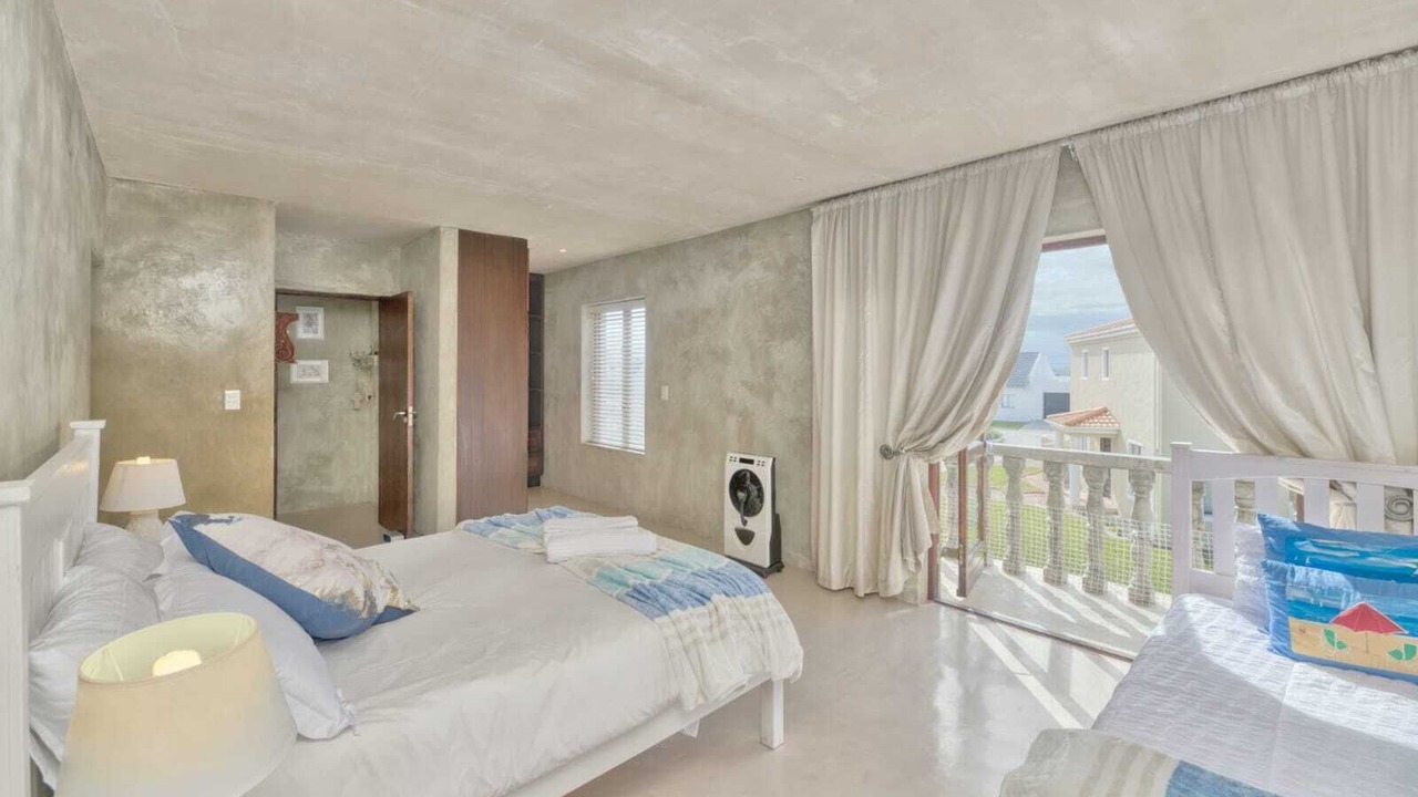 Photo of Bedroom in Struisbaai
