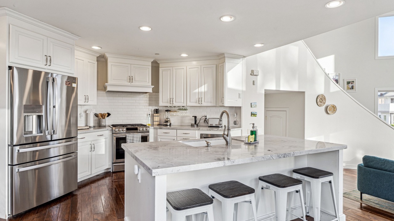 Photo of Kitchen in El Granada