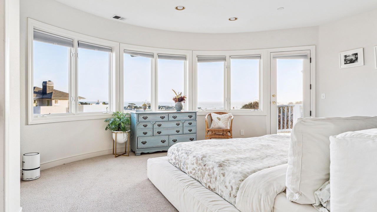 Photo of Bedroom in El Granada