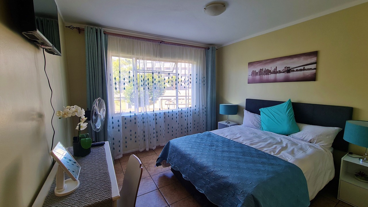 Photo of Bedroom in Menlyn