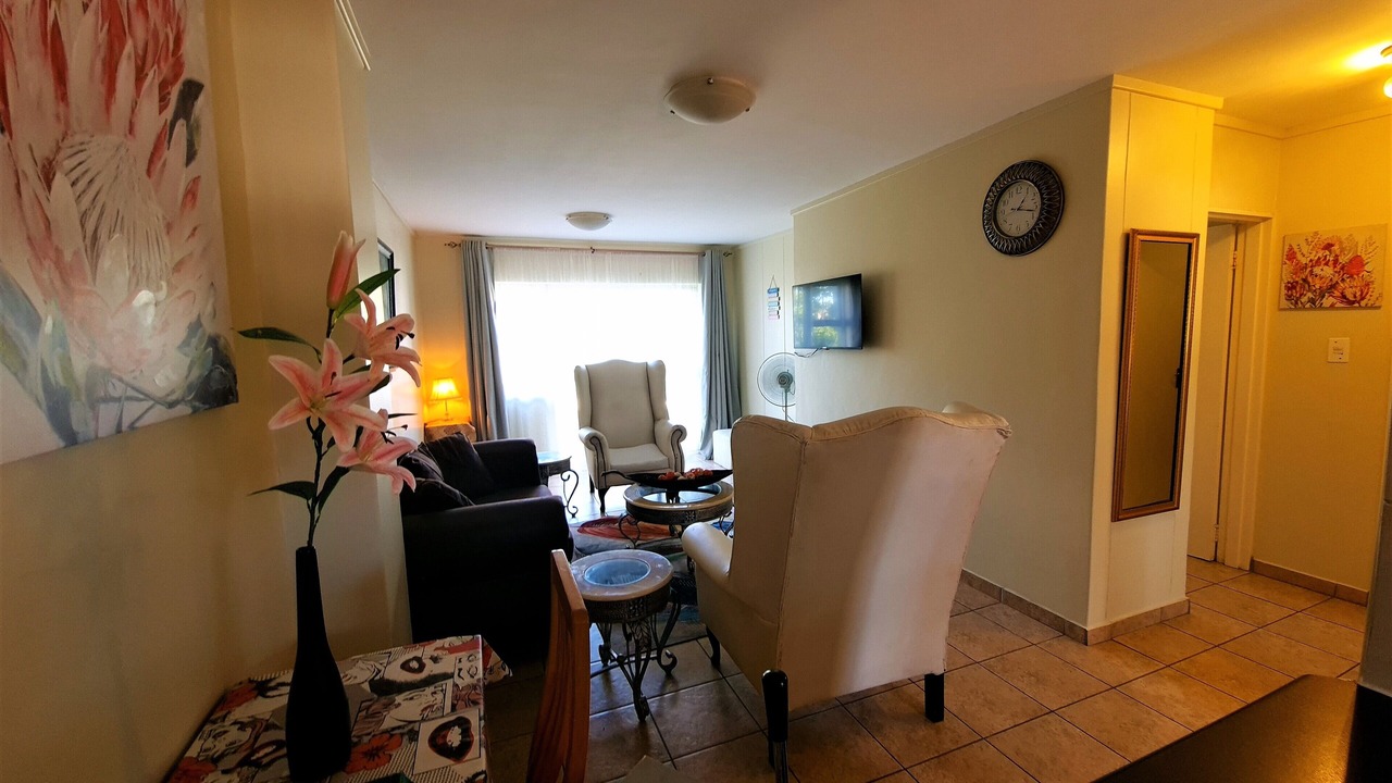 Photo of Livingroom in Menlyn