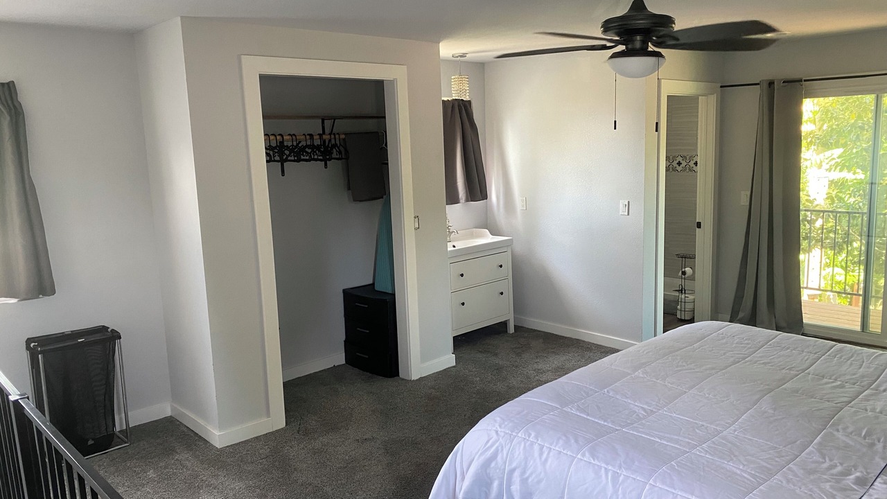 Photo of Bedroom in Willow Glen