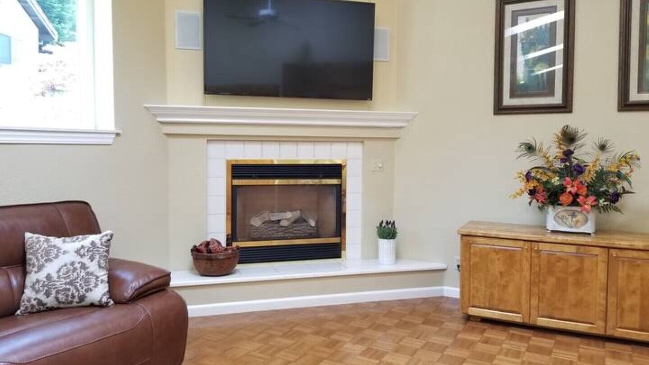 Photo of Livingroom in Castro Valley