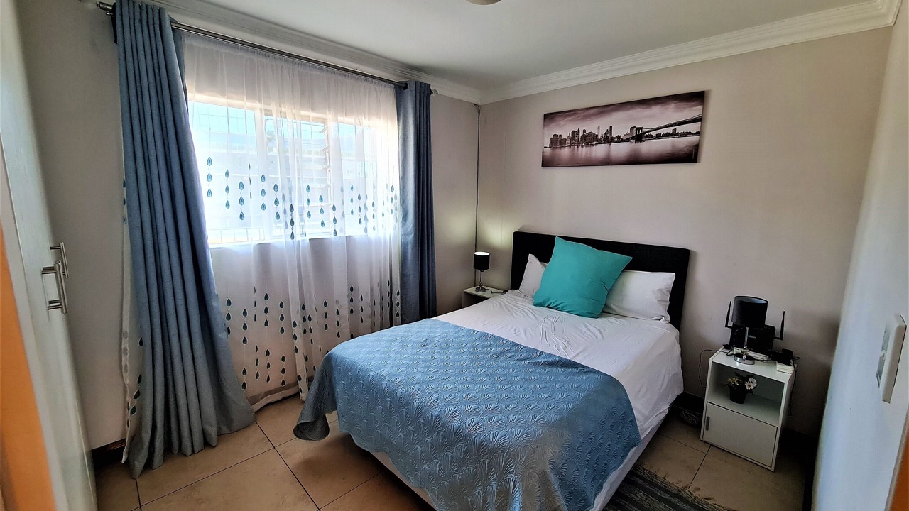 Photo of Bedroom in Menlyn