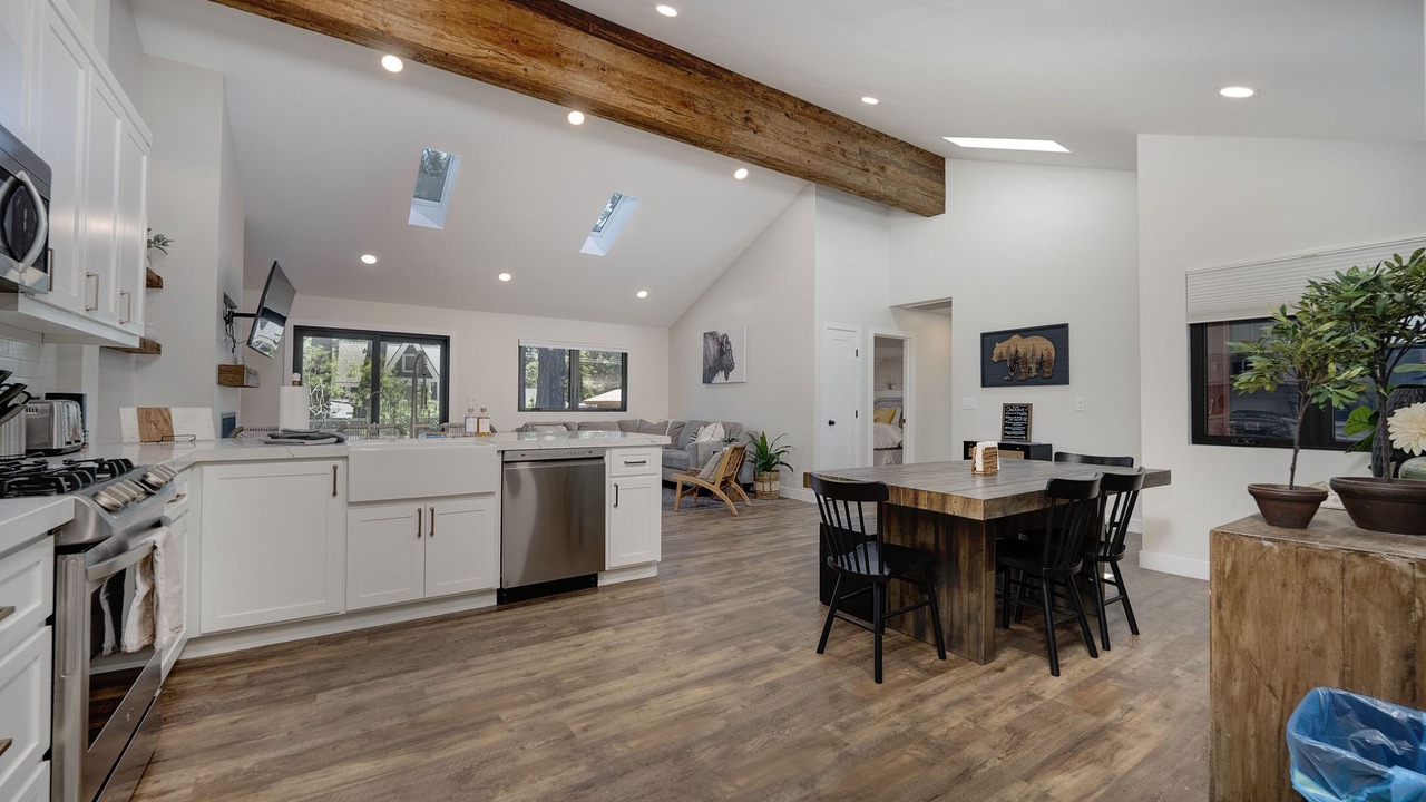 Photo of Kitchen in Comstock Acres