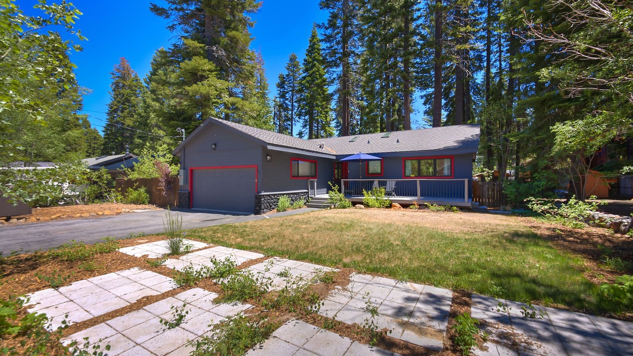 Photo of Outdoor in Comstock Acres