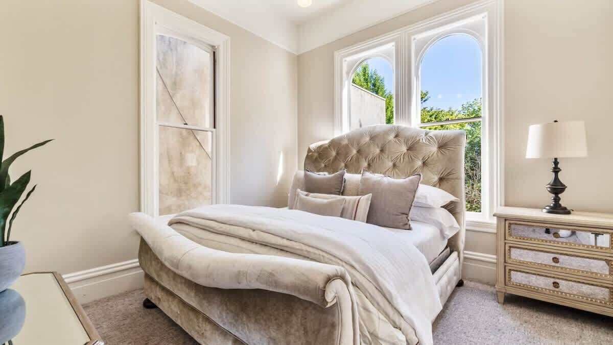 Photo of Bedroom in Downtown Sacramento