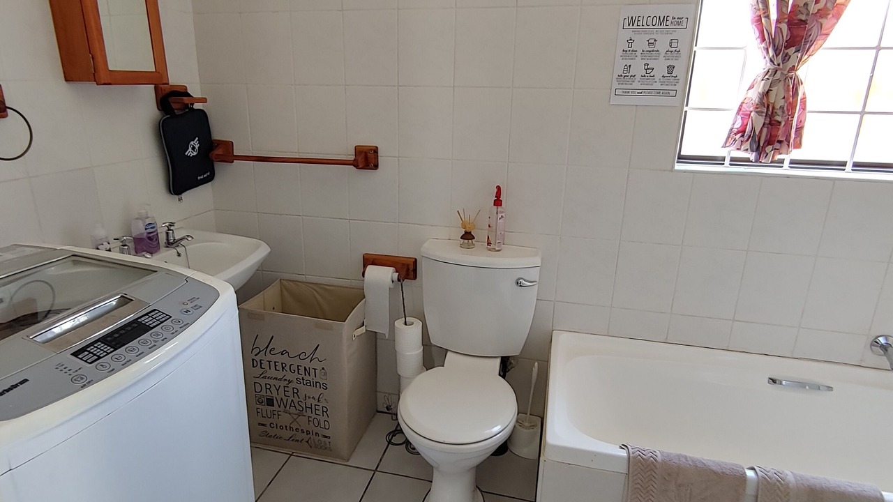 Photo of Bathroom in Strand