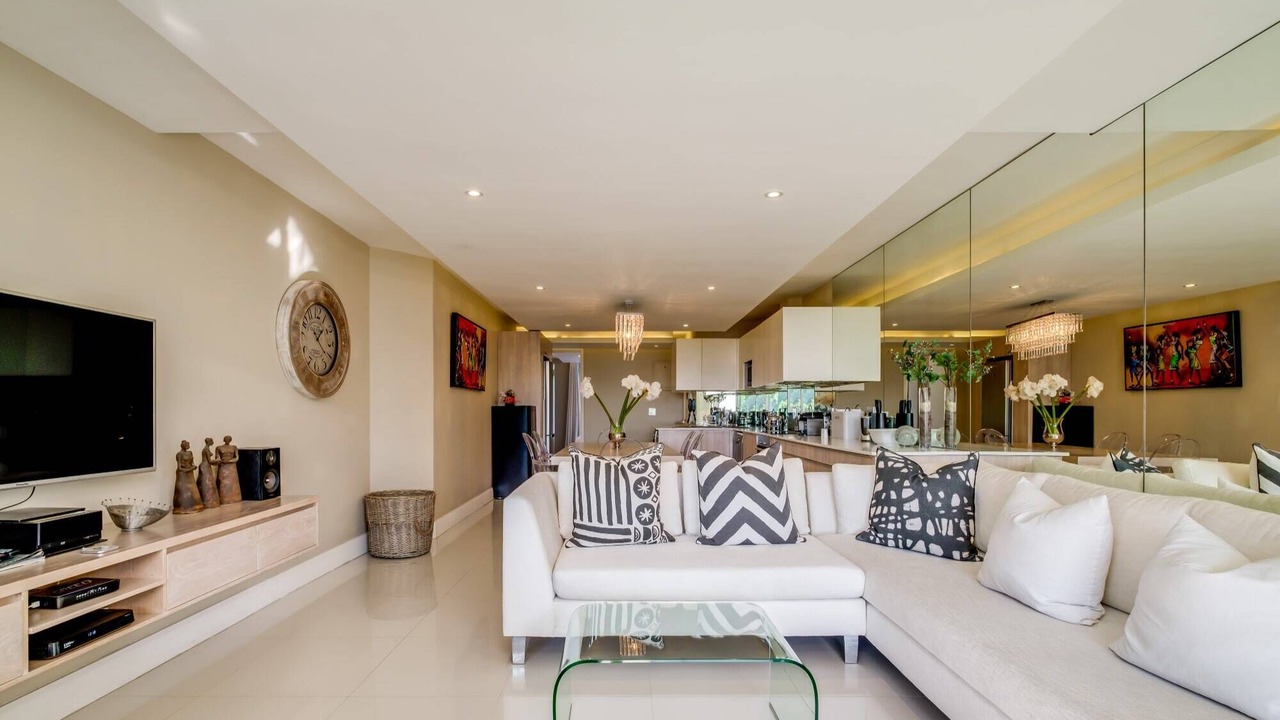 Photo of Livingroom in Mouille Point