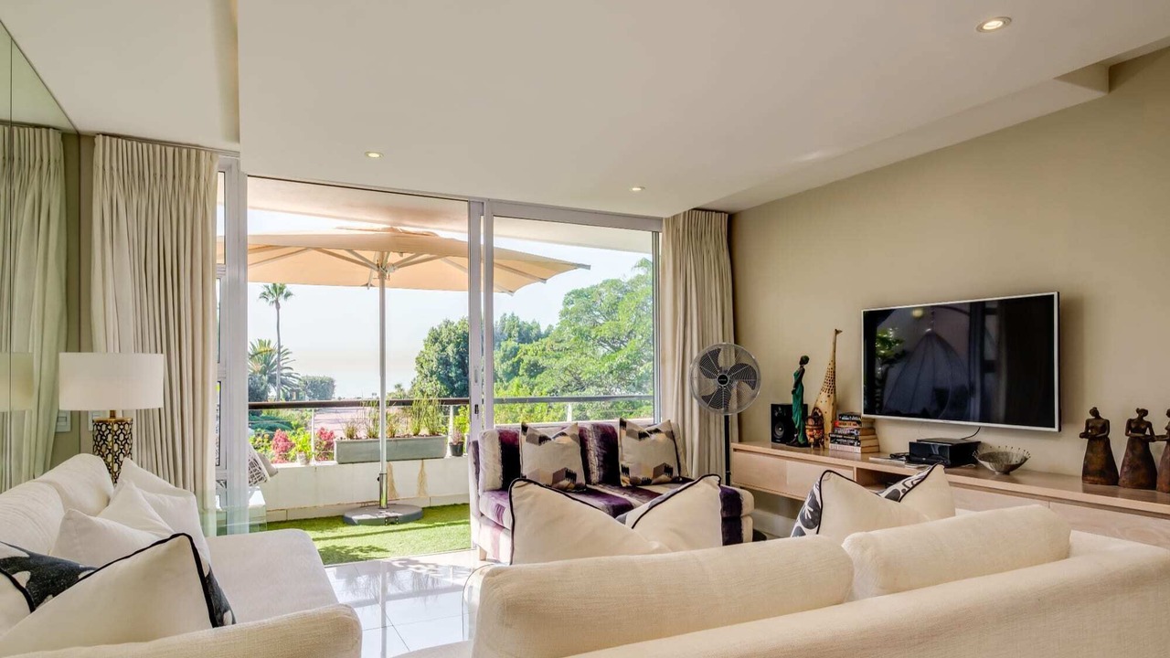 Photo of Livingroom in Mouille Point