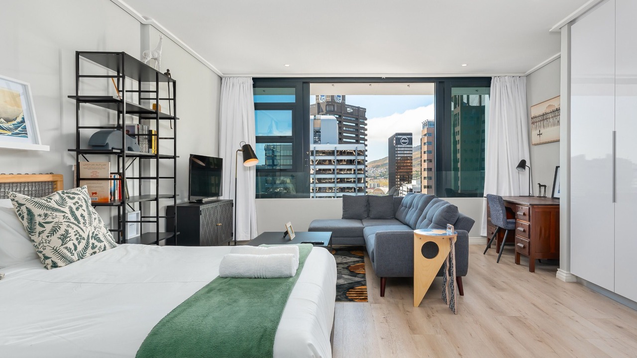 Photo of Bedroom in Cape Town City Centre