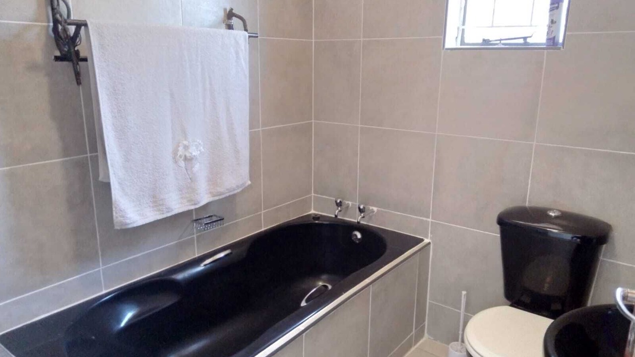 Photo of Bathroom in Rietfontein