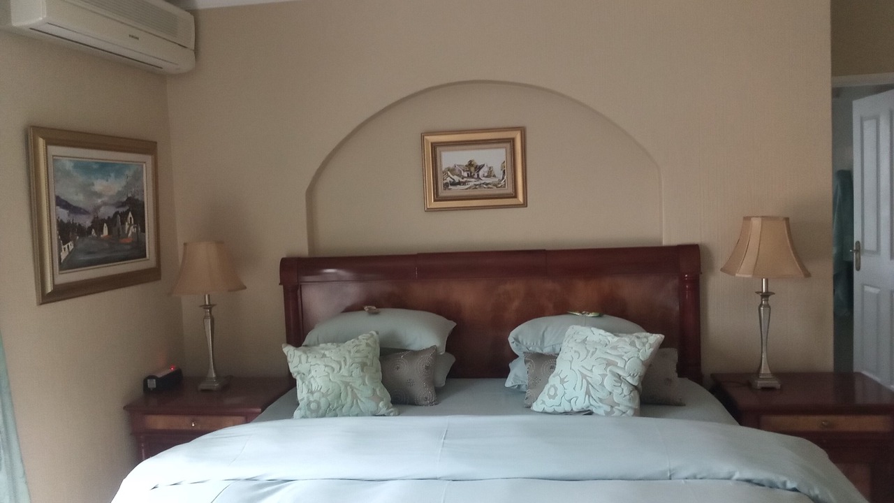 Photo of Bedroom in Hartbeespoort