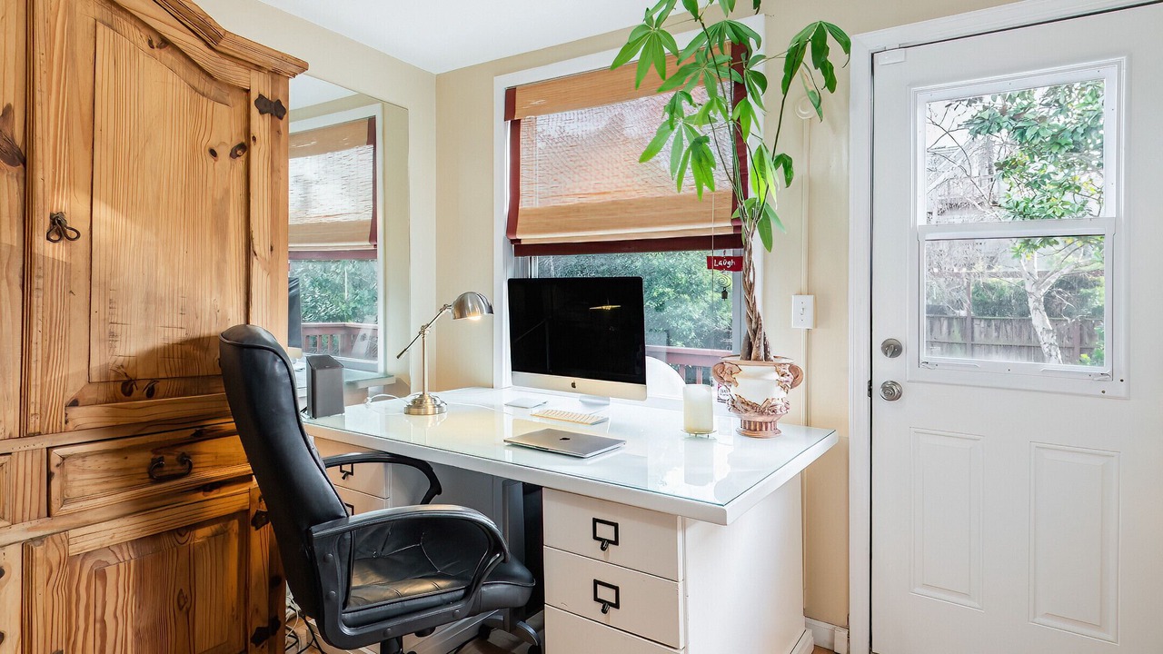 Photo of Bedroom in Noe Valley