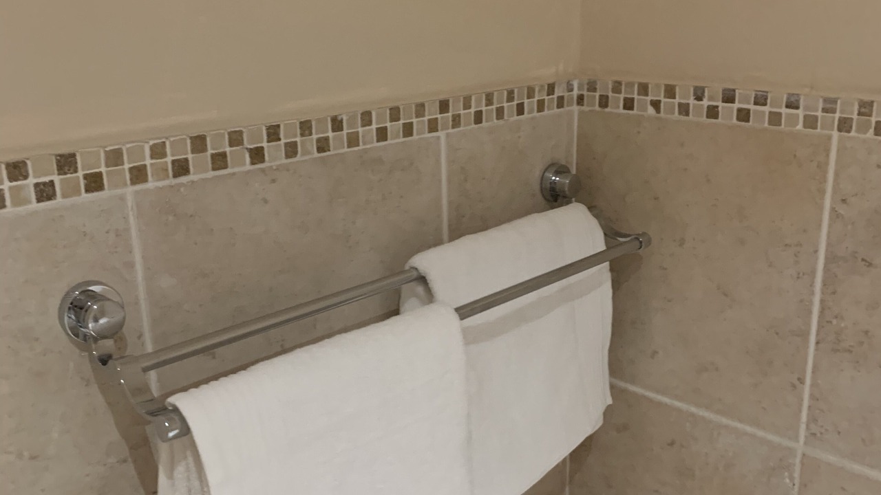 Photo of Bathroom in Sandown